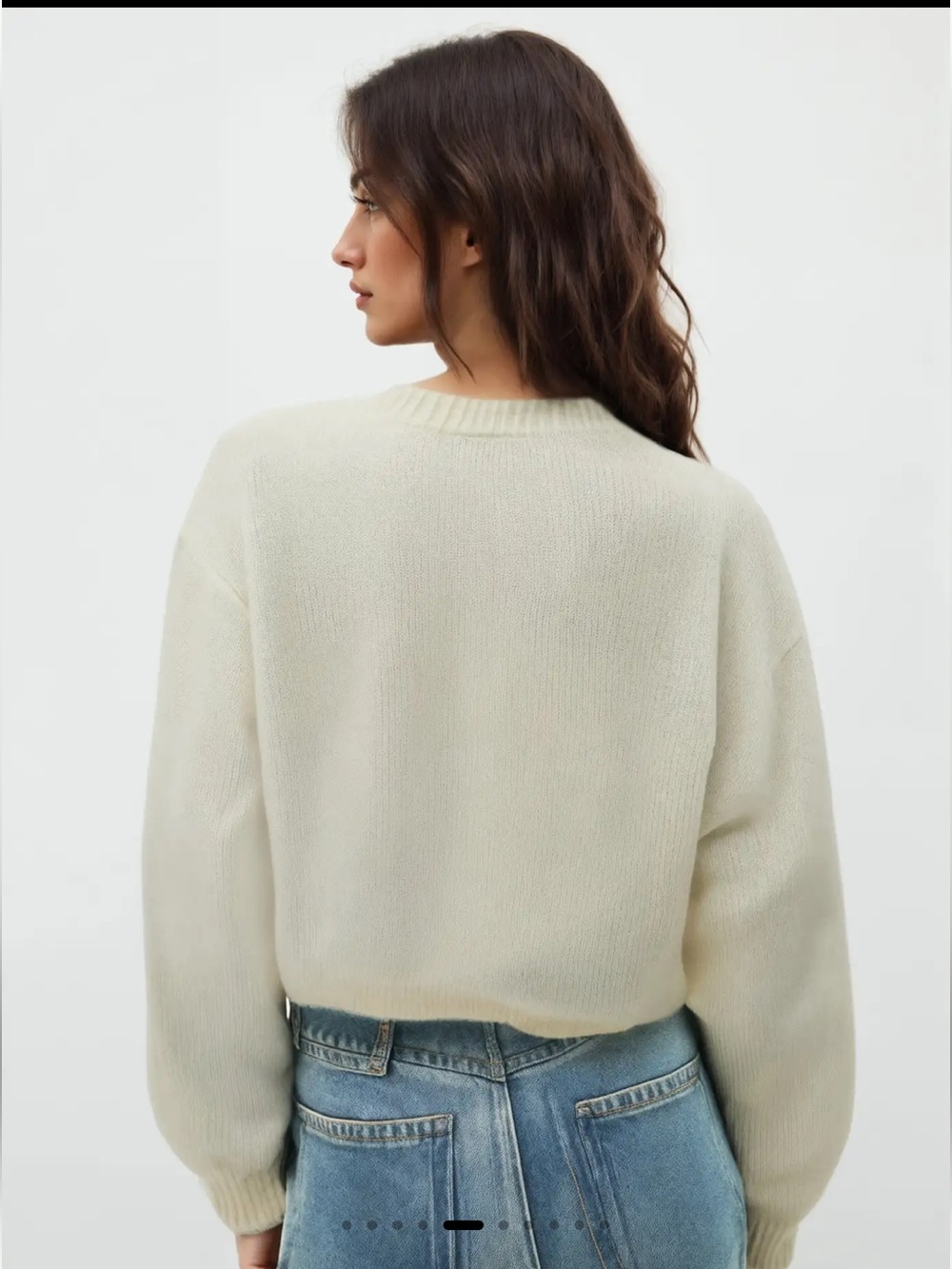 Cider KNIT V-NECK BUTTON FLOWER Cardigan - Picture 2 of 7